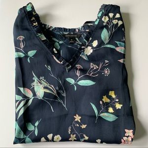 Banana Republic Navy Floral Ruffle Neck Blouse Medium